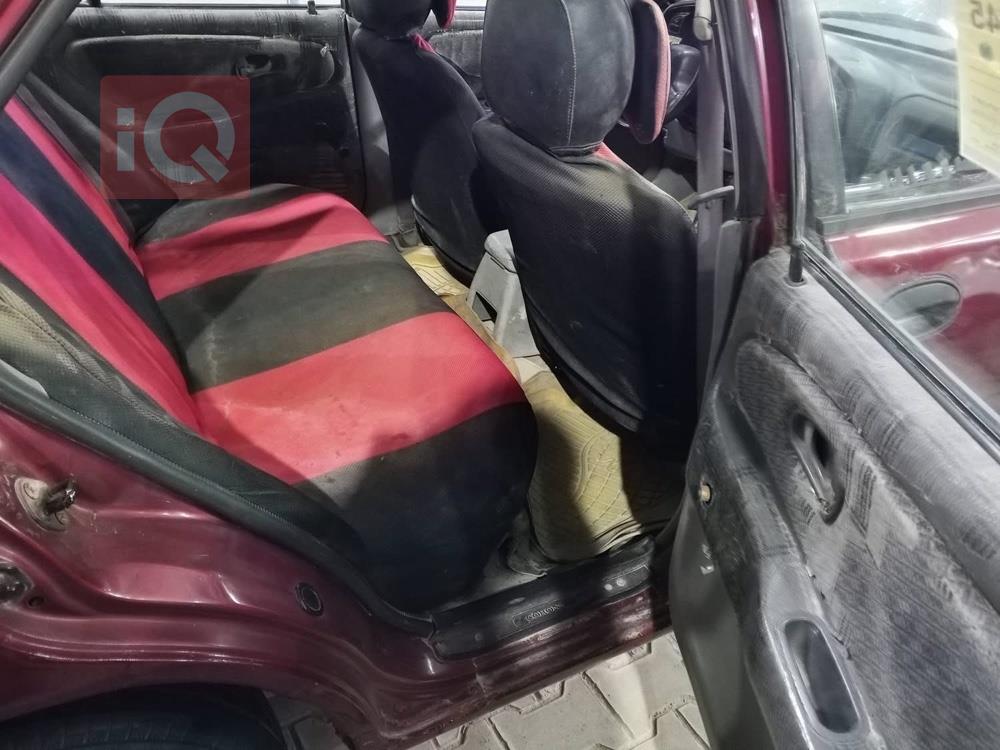 بروتون ويرا